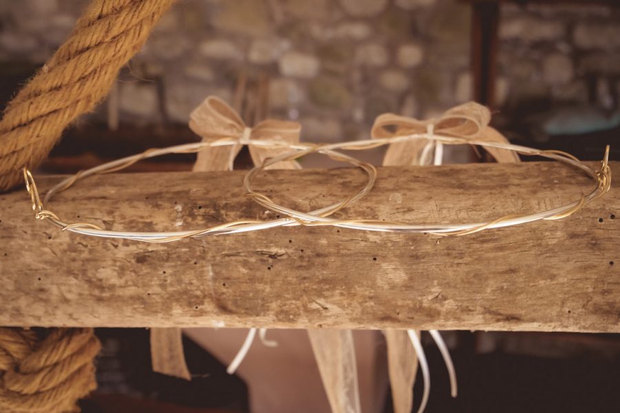 Επάργυρα στέφανα με μονογράμματα | στέφανα γάμου επάργυρα από Velissaria.gr
