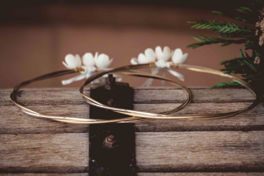 | στέφανα γάμου ασημένια από Velissaria.gr