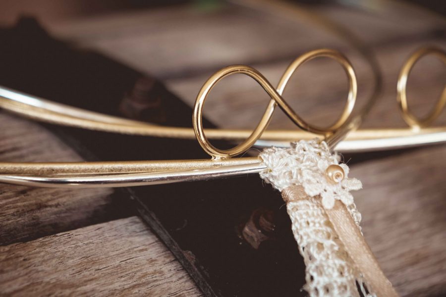 | στέφανα γάμου ασημένια από Velissaria.gr