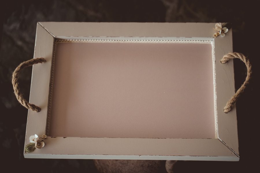 Δίσκος-καράφα-ποτήρι γάμου με διακόσμηση. | σετ γαμου δίσκος-καράφα-ποτήρι από Velissaria.gr