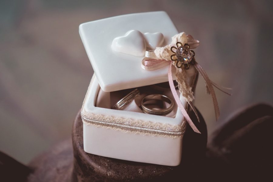 Πορσελάνινο κουτάκι για τις βέρες | για τις βέρες από Velissaria.gr