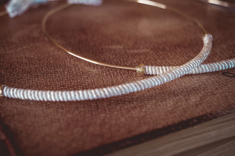 Επίχρυσα στέφανα με μεταξωτό σχοινί | στέφανα γάμου επίχρυσα από Velissaria.gr