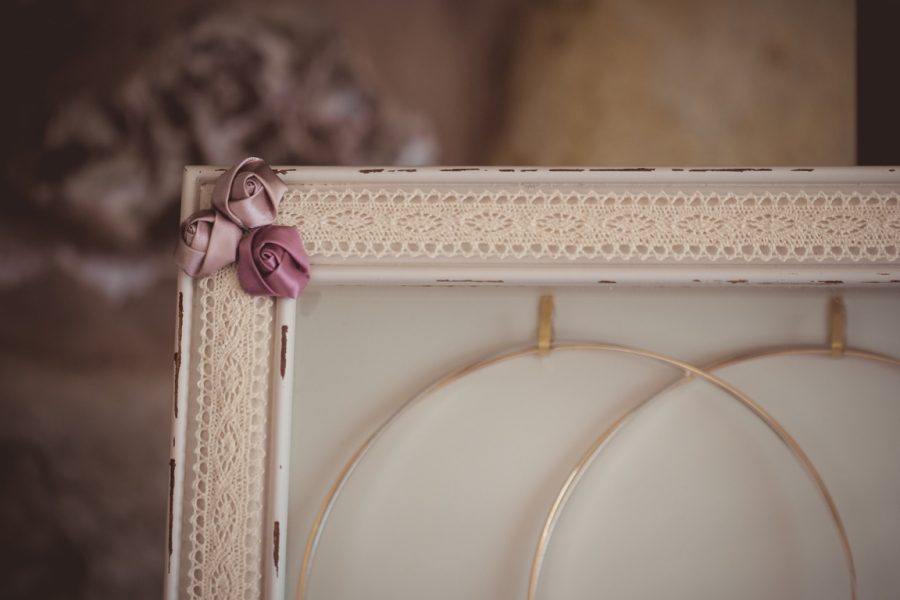 Στεφανοθήκη κουτί | στεφανοθήκες από Velissaria.gr