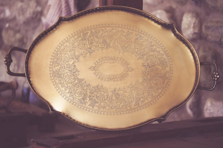 Δίσκος-καράφα-ποτήρι με διακόσμηση | σετ γαμου δίσκος-καράφα-ποτήρι από Velissaria.gr