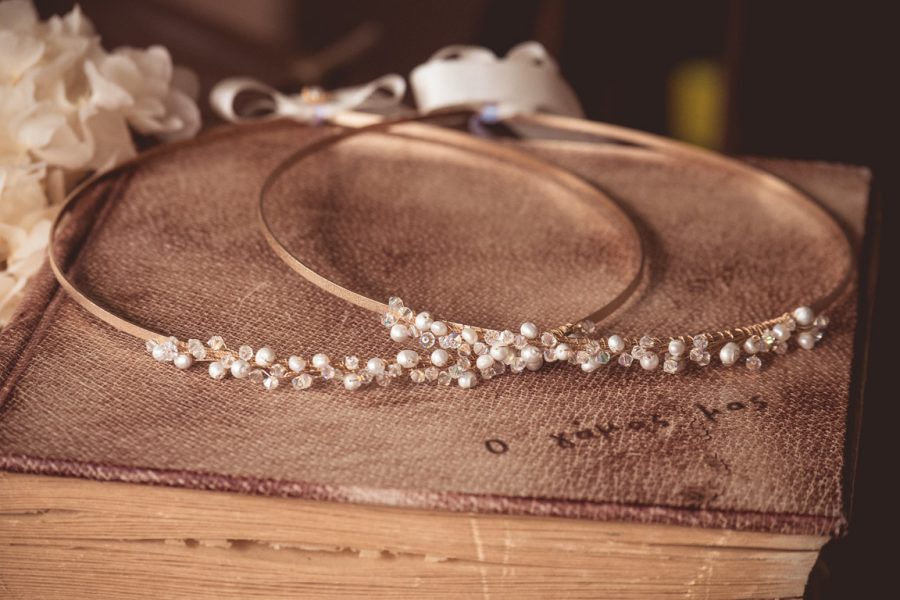 | στέφανα γάμου επίχρυσα από Velissaria.gr