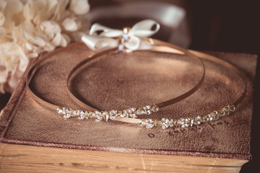 | στέφανα γάμου επίχρυσα από Velissaria.gr