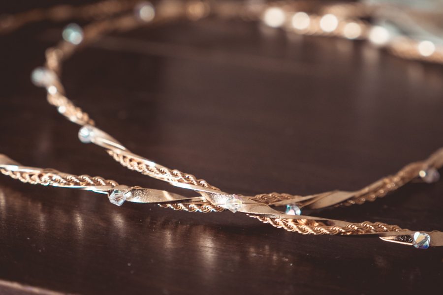 | στέφανα γάμου επίχρυσα από Velissaria.gr