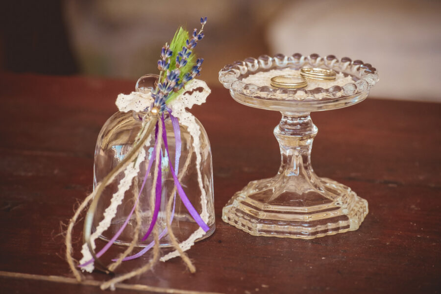 Μικρή τουρτιέρα για τις βέρες | για τις βέρες από Velissaria.gr