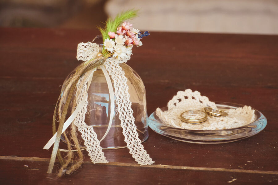 Μικρή τουρτιέρα για τις βέρες | για τις βέρες από Velissaria.gr