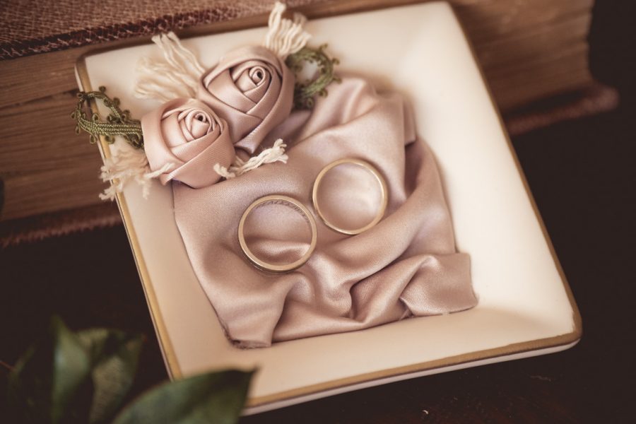 Πορσελάνινο δισκάκι για τις βέρες | για τις βέρες από Velissaria.gr