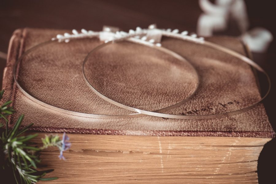 Στέφανα γάμου επάργυρα με πορσελάνη | στέφανα γάμου επάργυρα από Velissaria.gr