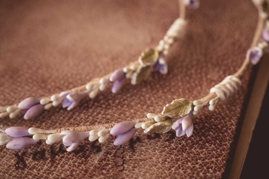 Πορσελάνινα στέφανα γάμου “λεβάντα” | στέφανα γάμου πορσελάνινα - πορσελάνη από Velissaria.gr