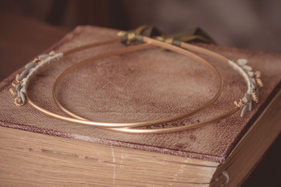 | στέφανα γάμου επίχρυσα από Velissaria.gr