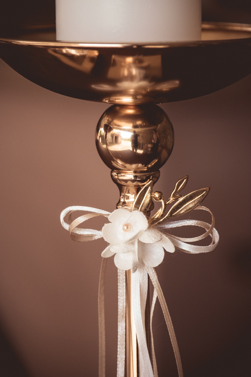 | κηροπήγια λαμπάδες από Velissaria.gr