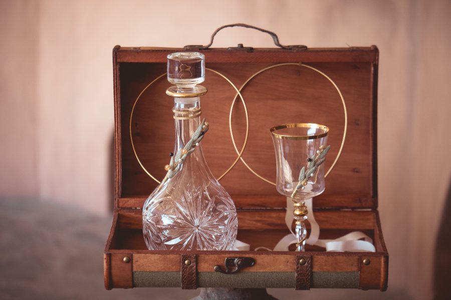 | σετ γαμου δίσκος-καράφα-ποτήρι από Velissaria.gr